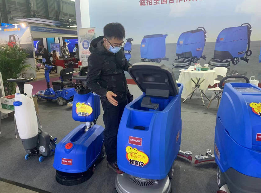 徐汇坦洁洗地机公司致力于电动洗地机的生产、销售和服务百家